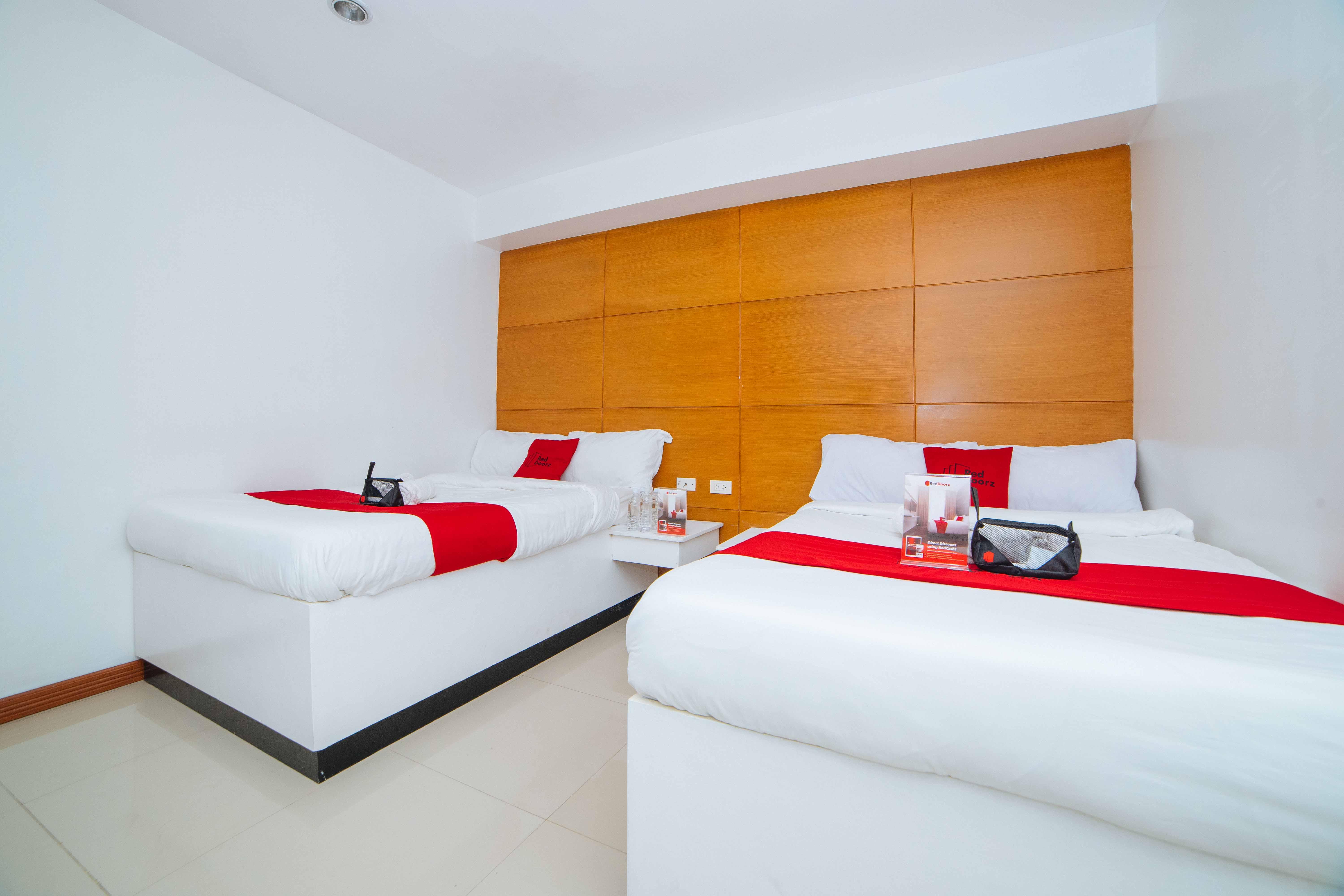 Reddoorz Near Bambang Station Hotel Manila Exterior photo