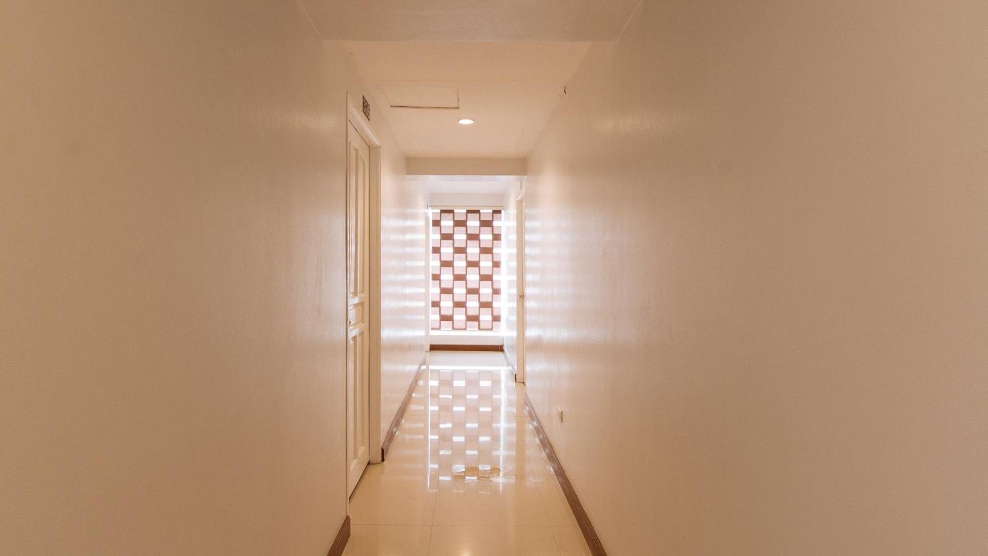 Reddoorz Near Bambang Station Hotel Manila Exterior photo